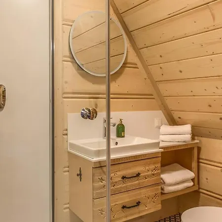Tatrytop, Krzeptowska Traditional Wooden House Chalet